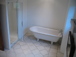 bathroom1.jpg